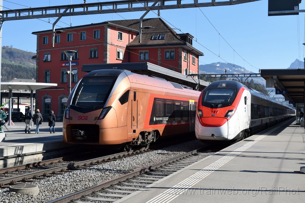 9597-0035-080325.jpg - SOB RABe 526.124-3 + SBB-CFF RABe 501.002 "Aargau" / Arth-Goldau 8.3.2025
