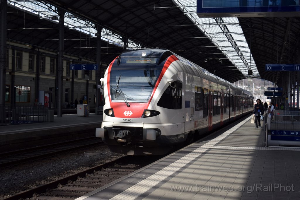 9611-0014-230325.jpg - SBB-CFF RABe 523.001 / Olten 23.3.2025