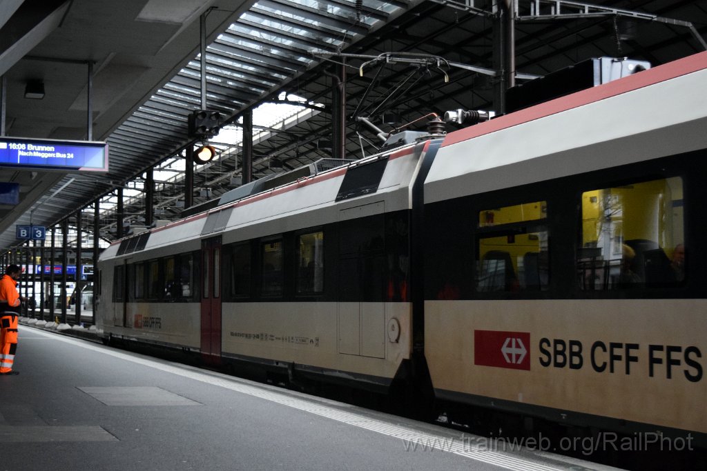 9614-0027-230325.jpg - SBB-CFF RBDe 560.205-7 / Luzern 23.3.2025
