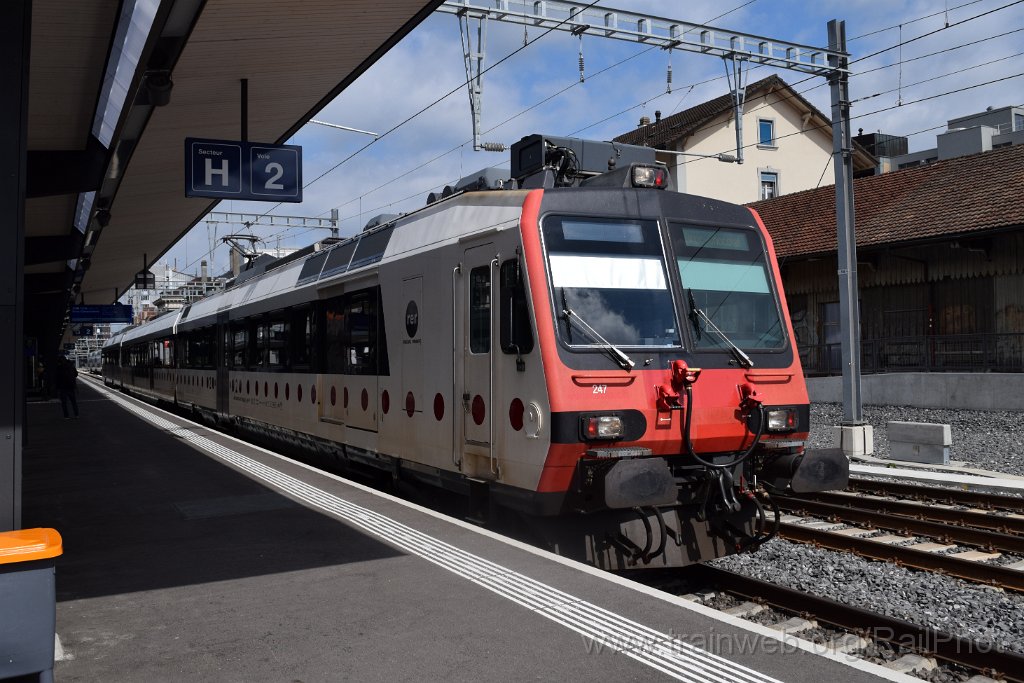 9616-0043-280325.jpg - TPF RBDe 560.247-9 / Fribourg 28.3.2025