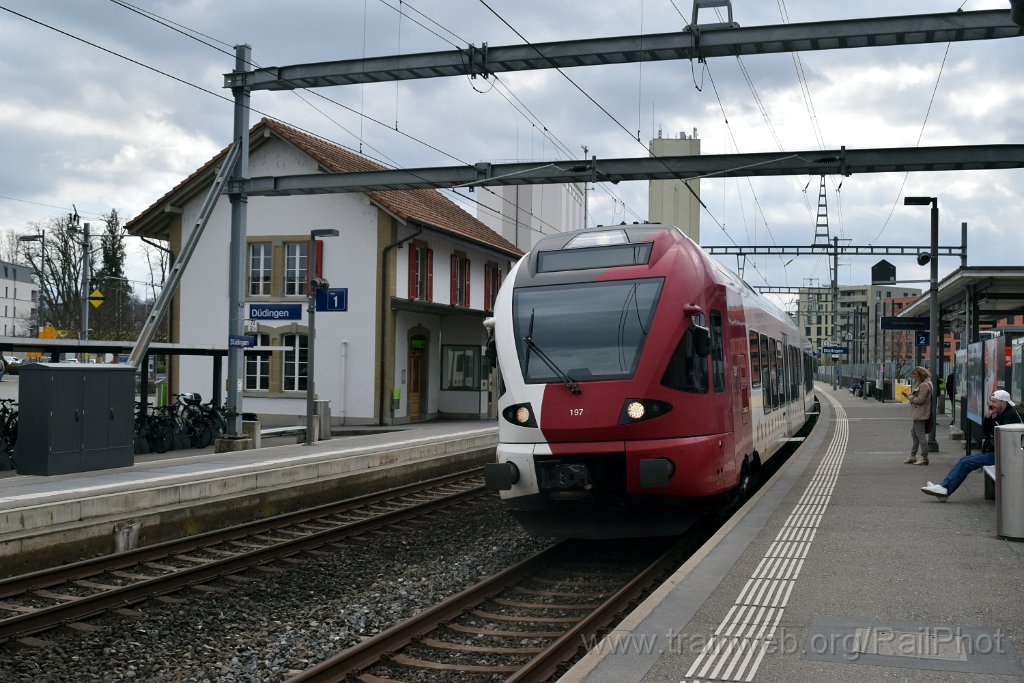 9621-0001-280325.jpg - TPF RABe 527.197 / Düdingen 28.3.2025