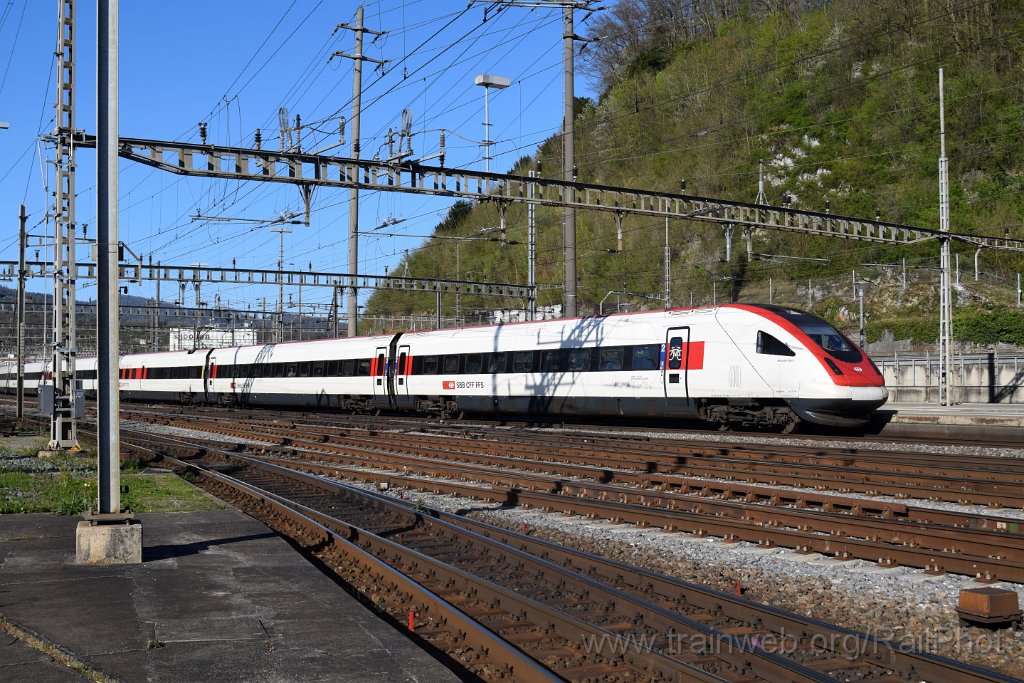 9633-0031-060425.jpg - SBB-CFF ICN RABe 500.036 "Minister Kern" / Olten 6.4.2025