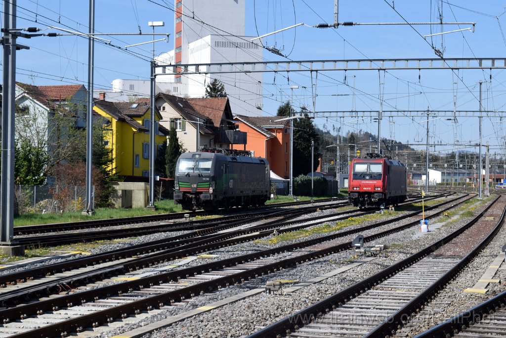 9637-0023-100425.jpg - ELL 193.260-7 + SBB-CFF Re 484.015-3 / Wil 10.4.2025