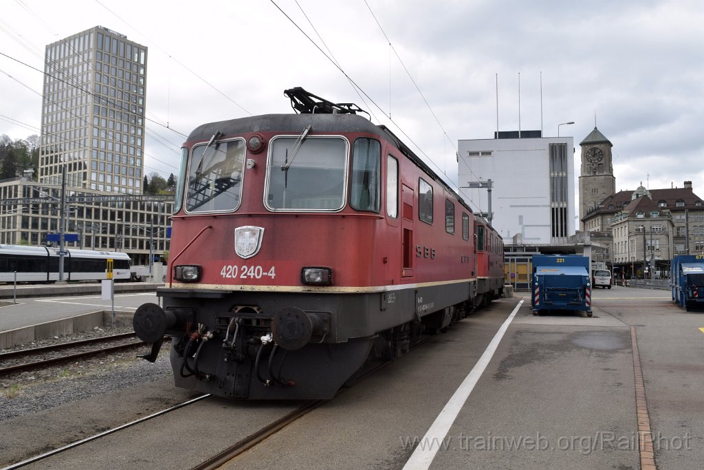 9654-0036-180425.jpg - SBB-CFF Re 4/4" 11240 + Re 4/4" 11255 / St.Gallen HB 18.4.2025