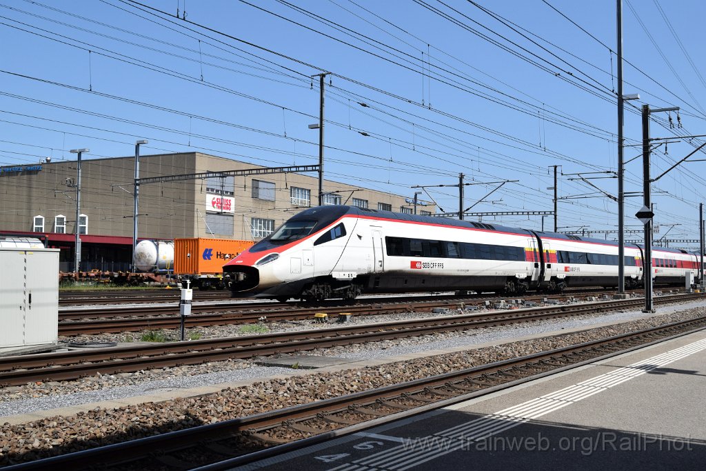 9697-0048-020525.jpg - SBB-CFF RABe 503.016 / Aarau (Torfeld) 2.5.2025