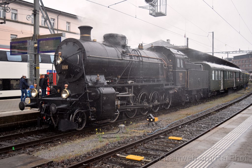 9710-0009-040525.jpg - SBB-CFF C 5/6 2978 + B4 5560 / Olten 4.5.2025