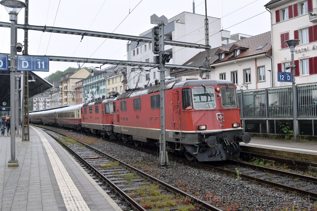 9711-0026-040525.jpg - SBB-CFF Re 4/4" 11136 + Re 4/4" 11164 / Olten 4.5.2025