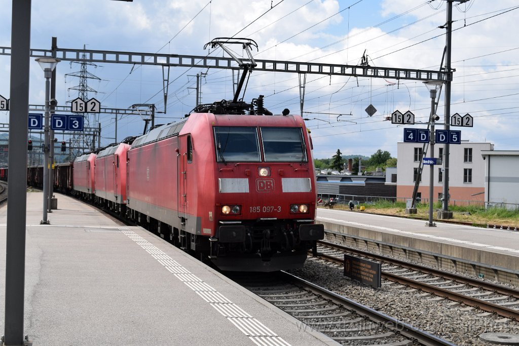 9730-0043-140525.jpg - DBAG 185.097-3 + 185.094-0 + 185.114-6 / Mendrisio 14.5.2025