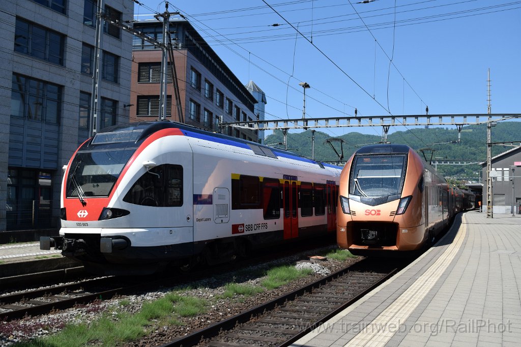 9744-0006-150525.jpg - SOB RABe 526.203-5 + SBB-CFF RABe 523.003 "Depot Luzern" / Olten 15.5.2025