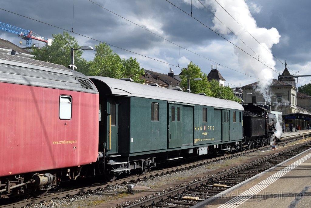 9775-0024-260525.jpg - SBB-CFF A 3/5 705 + D.014 / Schaffhausen 26.5.2025