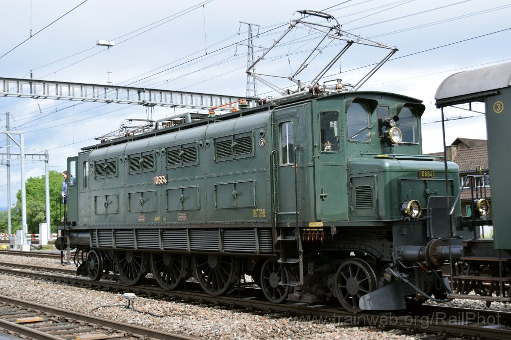 9793-0018-070625.jpg - SBB-CFF Ae 3/6' 10664 / Pfäffikon SZ 7.6.2025