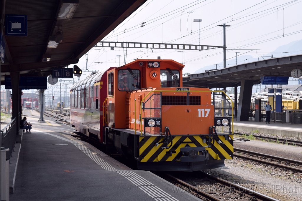 9802-0036-110625.jpg - RhB Tm 2/2 117 + Ap 1306 / Landquart 11.6.2025