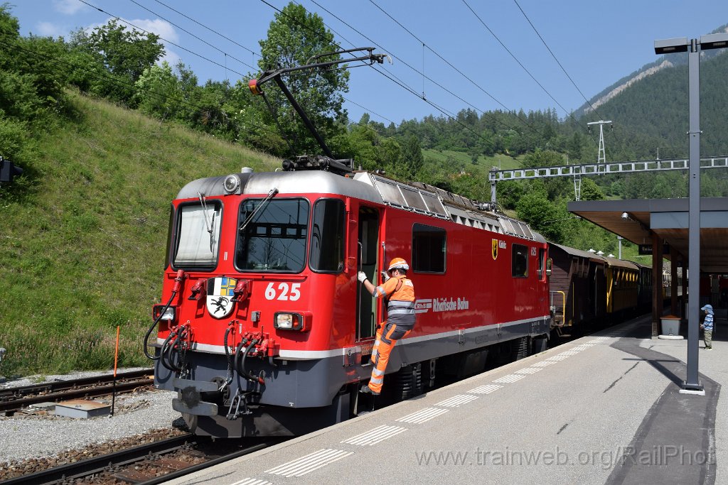 9806-0047-110625.jpg - RhB Ge 4/4" 625 "Küblis" / Filisur 11.6.2025