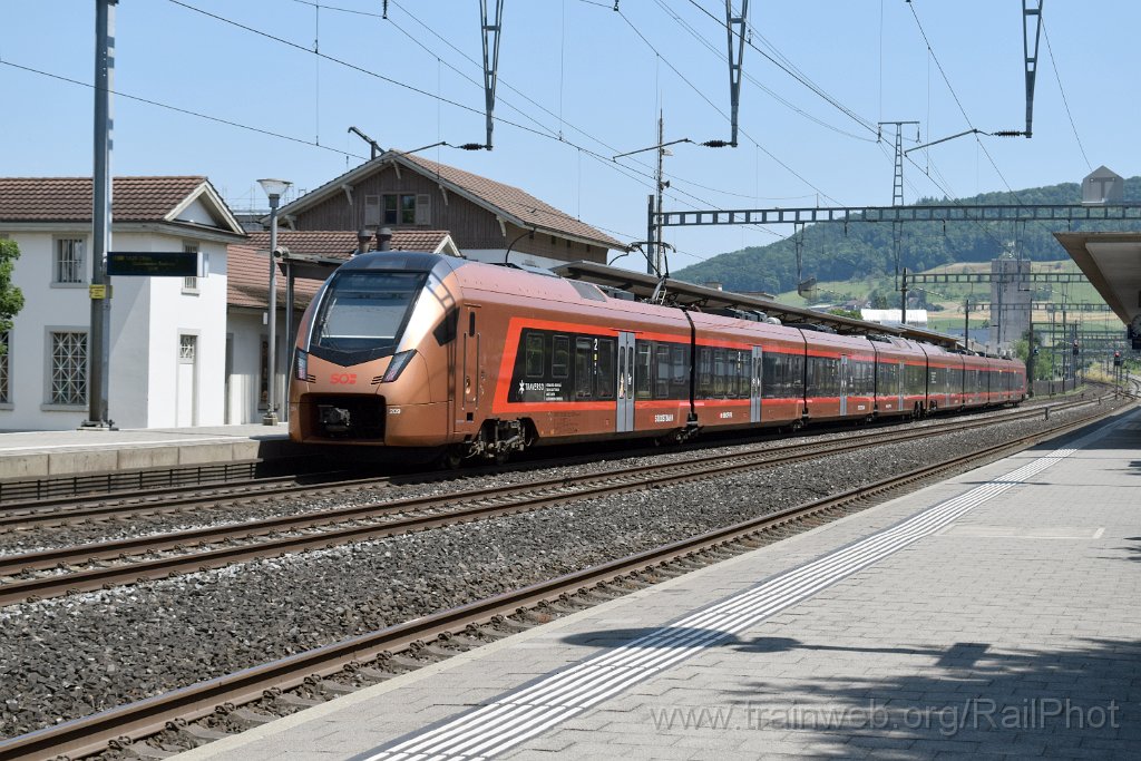 9831-0044-190625.jpg - SOB RABe 526.209-2 / Sissach 19.6.2025