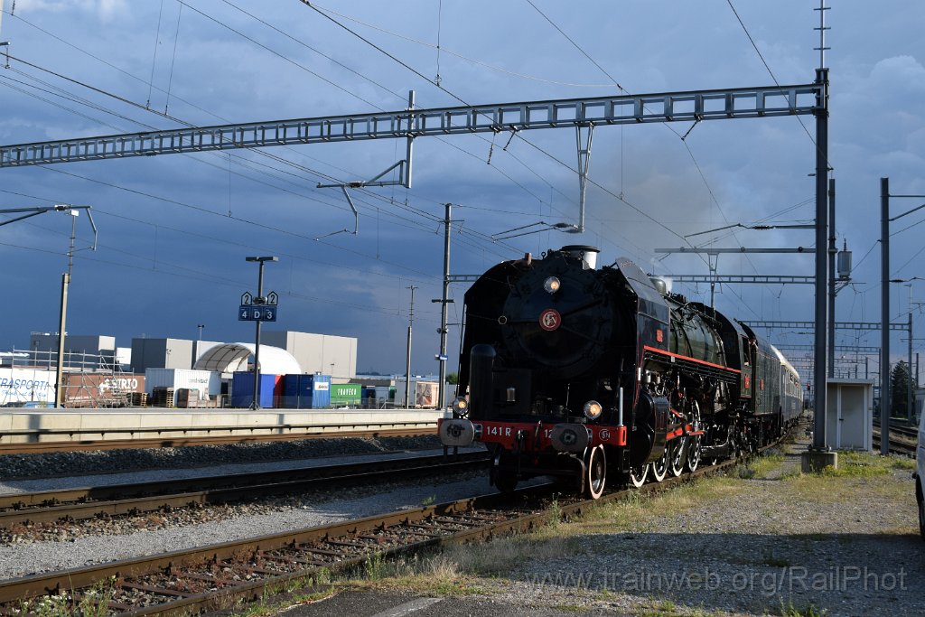9843-0031-210625.jpg - SNCF 141 R 1244 / Oensingen 21.6.2025