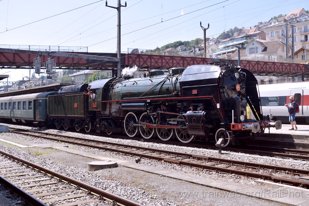 9847-0011-220625.jpg - SNCF 141 R 1244 / Neuchâtel 22.6.2025
