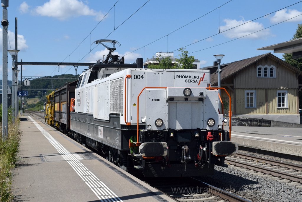 9877-0005-100725.jpg - Sersa Aem 940.004-5 "Edith" / Otelfingen 10.7.2025