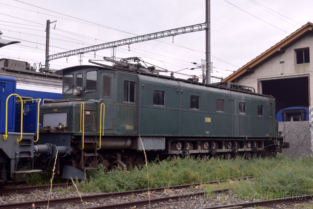 9889-0042-160725.jpg - Swisstrain Ae 4/7 11010 / Sissach 16.7.2025
