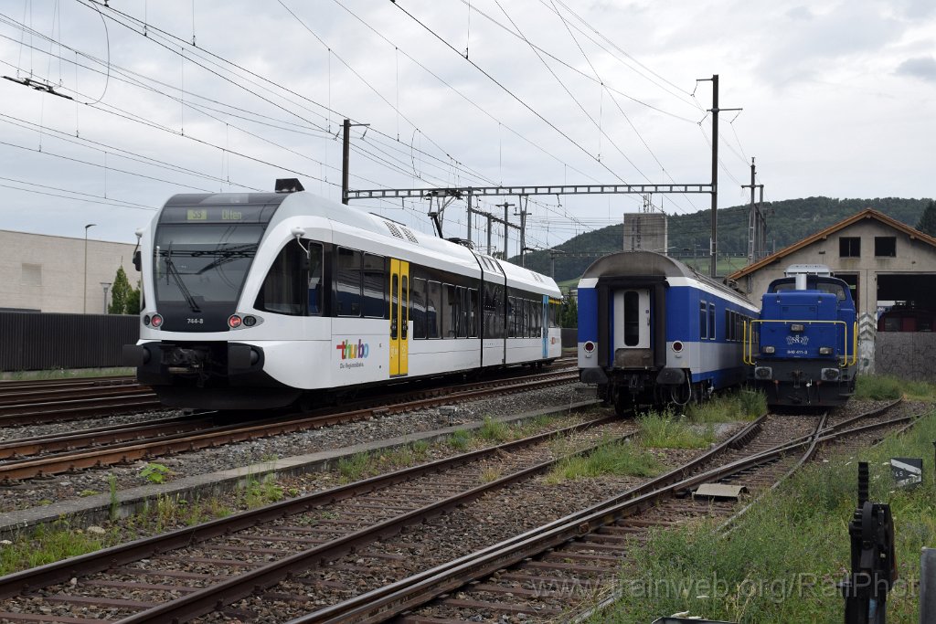 9890-0012-160725.jpg - Thurbo RABe 526.744-8 + SRCM WRm 202 + Swisstrain Bm 840.411-3 "Eugen" / Sissach 16.7.2025