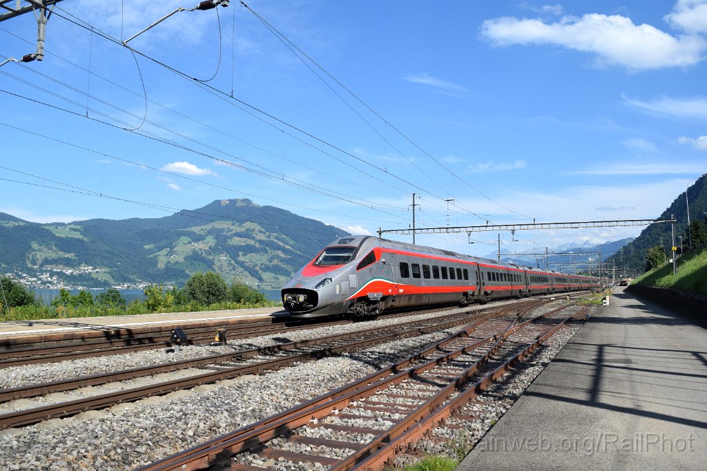 9906-0002-180725.jpg - FS ETR 610.701 / Immensee 18.7.2025