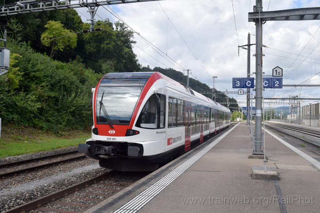 9915-0014-310725.jpg - SBB-CFF RABe 520.001 "Beinwil am See" / Eglisau 31.7.2025