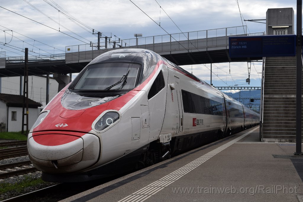 9928-0022-050825.jpg - SBB-CFF RABe 503.013 "Valais" / St.Margrethen 5.8.2025