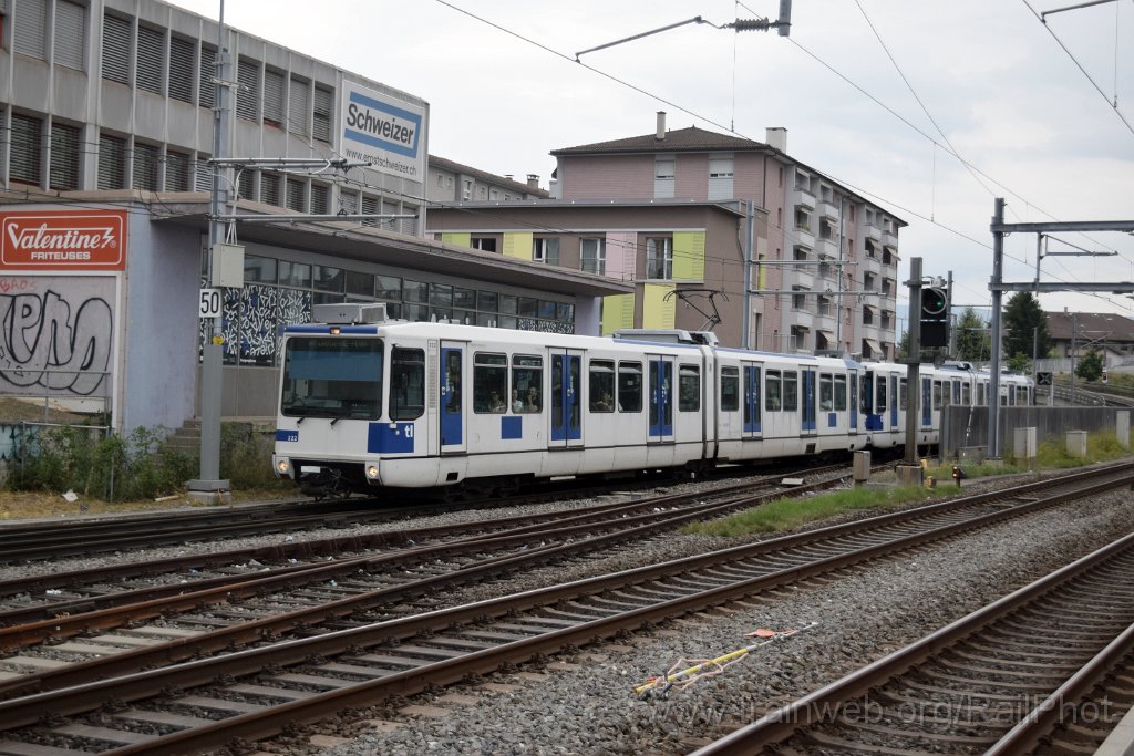 9952-0015-190825.jpg - TL Bem 558.222-5 + Bem 558.212-07 / Renens 19.8.2025