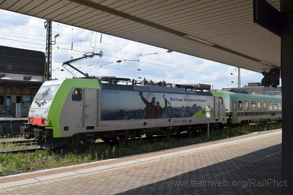 9959-0008-220825.jpg - BLS Re 486.501-0 / Basel Badische Bahnhof 22.8.2025