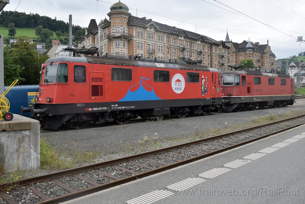 9966-0002-230825.jpg - SBB-CFF Re 420.294-1 "100 ans Cirque Knie" + Re 4/4" 11245 / St.Gallen HB 23.8.2025