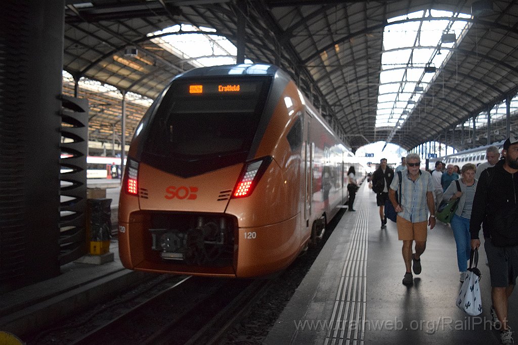 9972-0010-240825.jpg - SOB RABe 526.120-1 / Luzern 24.8.2025