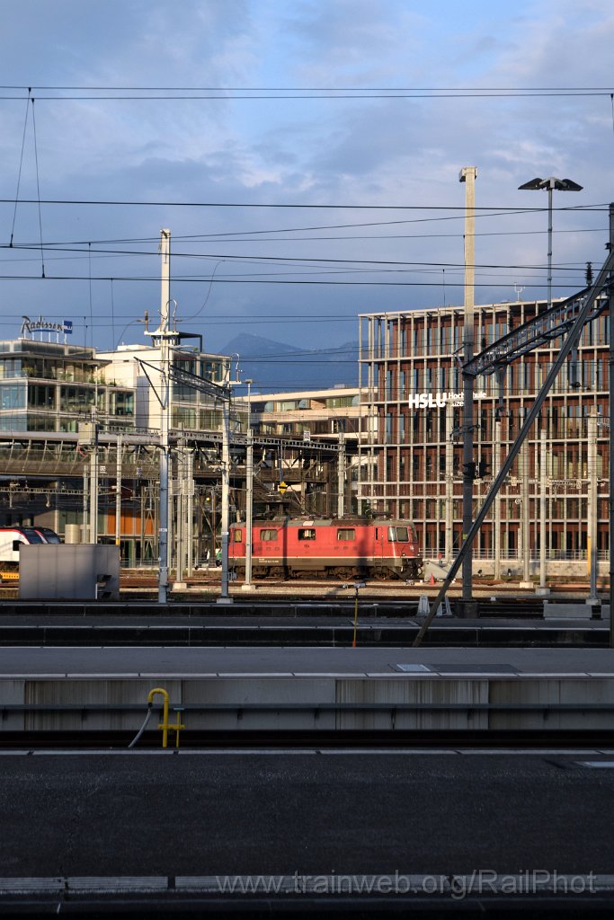 9972-0049-240825.jpg - SBB-CFF Re 4/4" 11194 / Luzern 24.8.2025