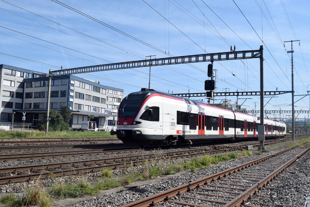 9974-0012-250825.jpg - SBB-CFF RABe 523.072 / Schlieren 25.8.2025