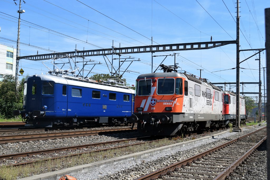 9979-0001-250825.jpg - CLRA Re 4/4' 10009 + Sersa Re 420.268-5 "Cornelia" + Re 420.503-5 "Valentina" / Schlieren 25.8.2025