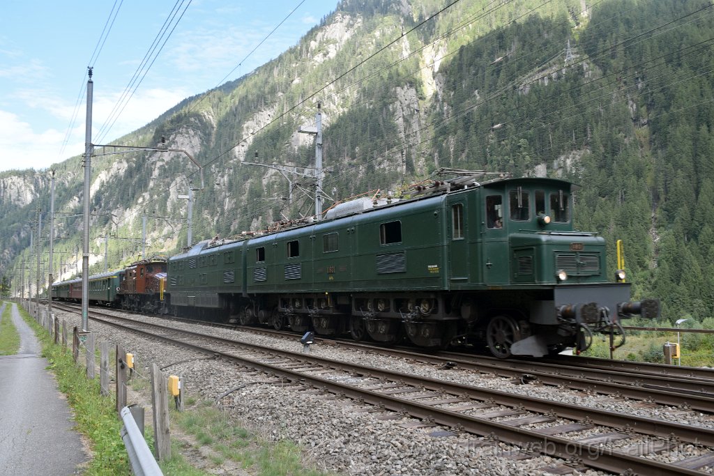 10019-0004-140925.jpg - SBB-CFF Ae 8/14 11801 + Ce 6/8" 14253 / Göschenen 14.9.2025