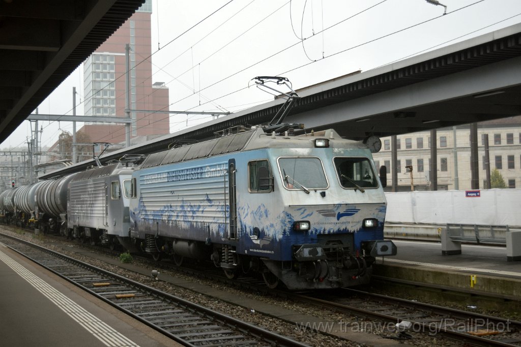 10037-0048-220925.jpg - EDG Re 446.018-4 + Re 446.017-6 "Ein Hauch Sehnsucht" / Winterthur 22.9.2025