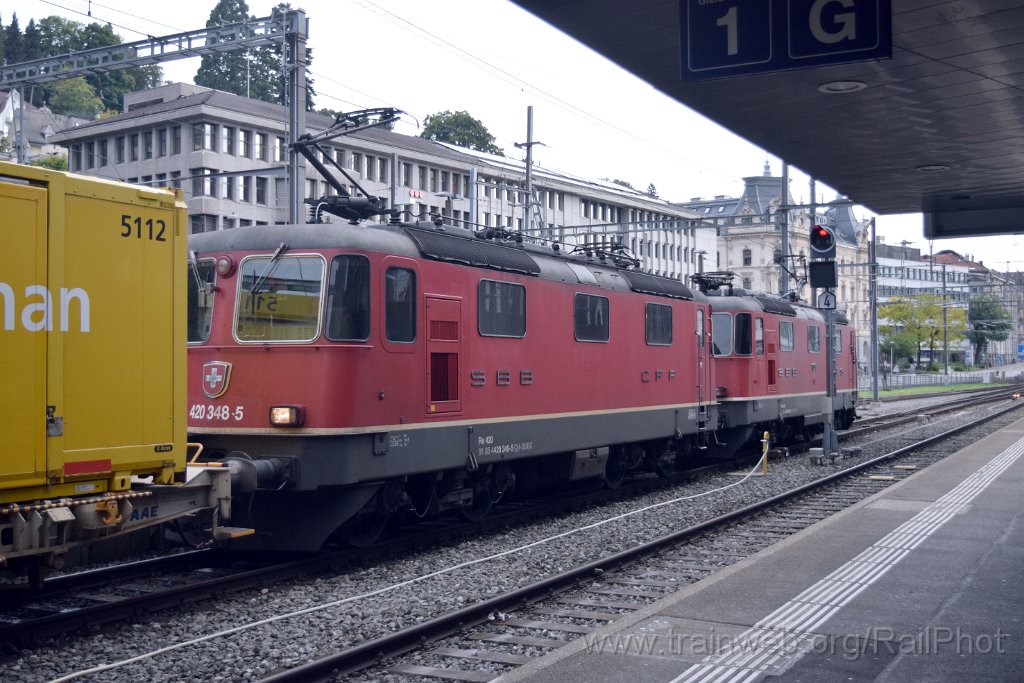10042-0004-260925.jpg - SBB-CFF Re 4/4" 11259 + Re 4/4" 11348 / St.Gallen HB 26.9.2025