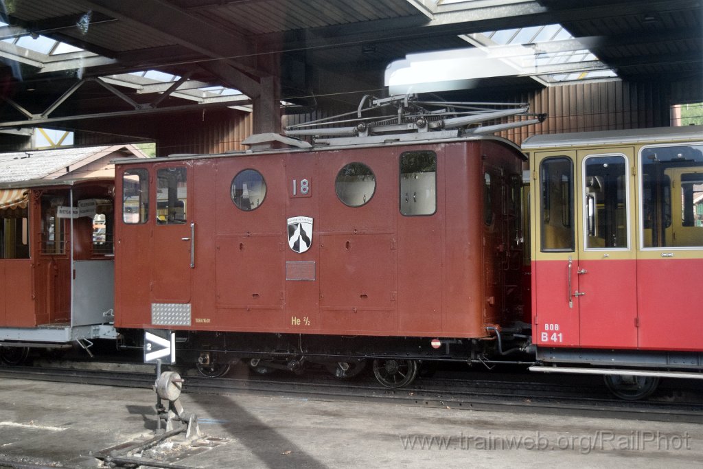 9988-0022-030925.jpg - SPB He 2/2 18 "Gündlischwand" / Wilderswil 3.9.2025