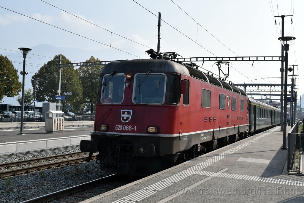10073-0017-111025.jpg - SBB-CFF Re 6/6 11666 "Stein am Rhein" / Lugano 11.10.2025