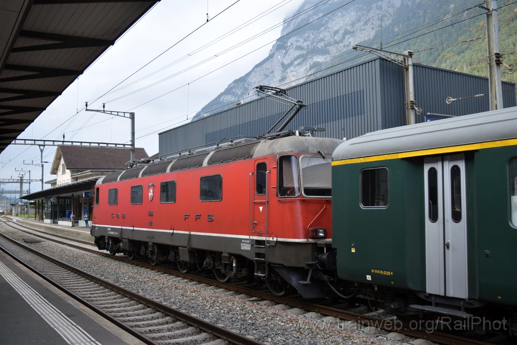 10074-0019-111025.jpg - SBB-CFF Re 6/6 11666 "Stein am Rhein" / Erstfeld 11.10.2025