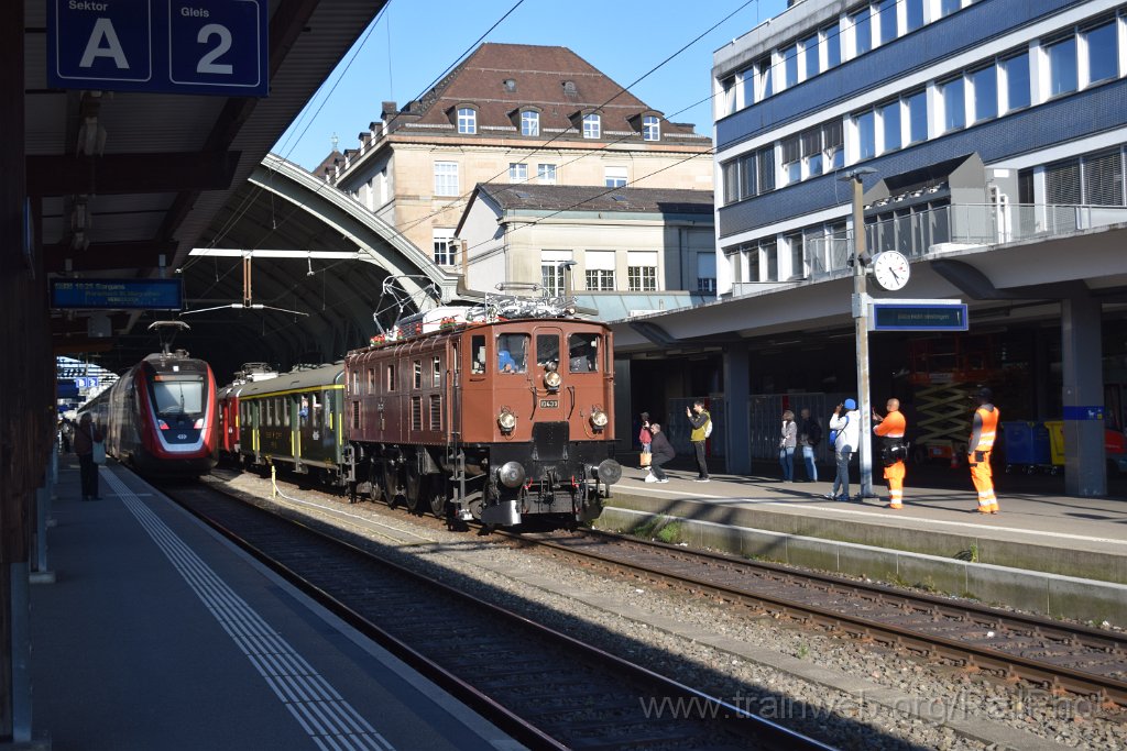 10081-0016-181025.jpg - SBB-CFF Ae 3/6" 10439 + RABe 502.222 / St.Gallen HB 18.10.2025