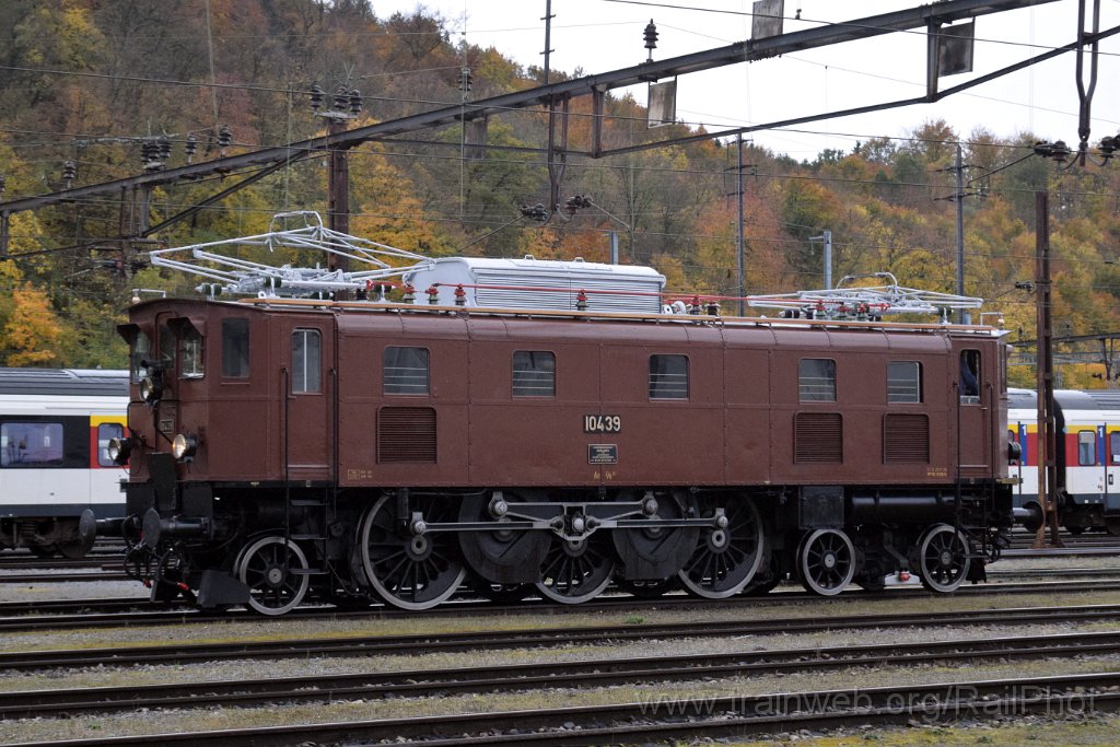 10082-0026-251025.jpg - SBB-CFF Ae 3/6" 10439 / Olten 25.10.2025