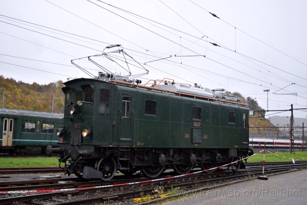 10089-0025-251025.jpg - SBB-CFF Ae 3/5 10217 / Olten 25.10.2025