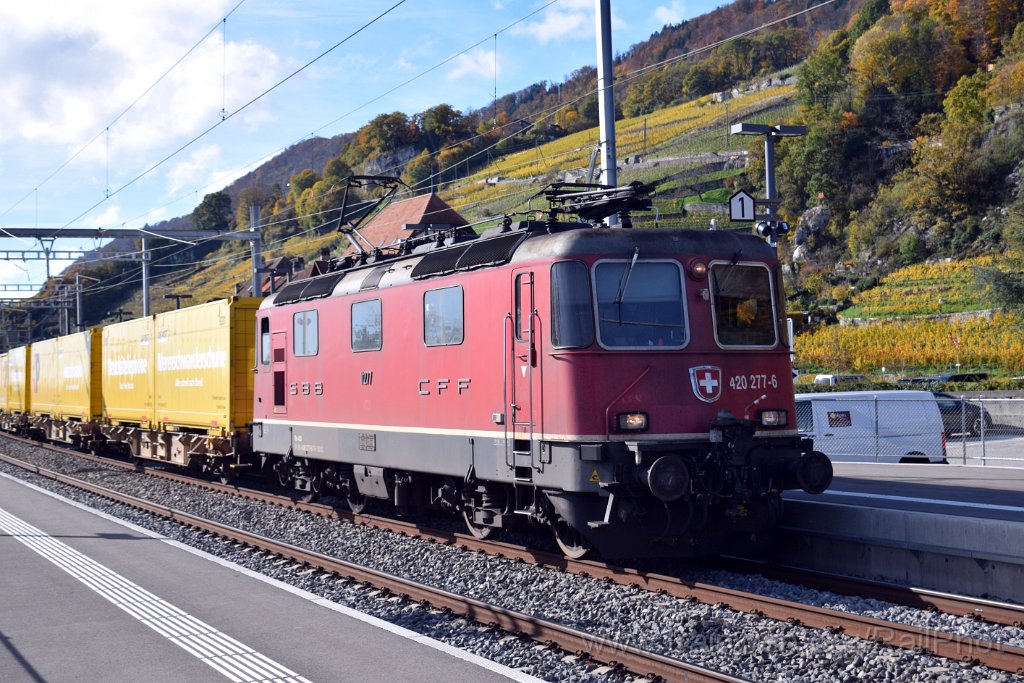 10097-0044-281025.jpg - SBB-CFF Re 4/4" 11277 / Twann 28.10.2025