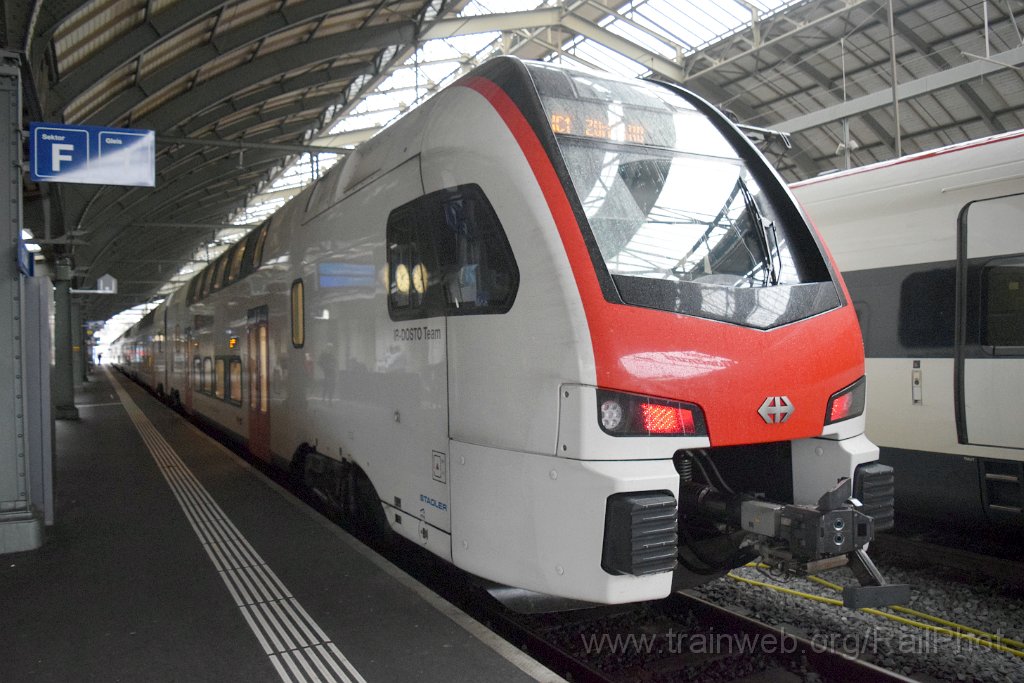 10103-0039-021125.jpg - SBB-CFF RABe 512.030 "IR-DOSTO Team" / St.Gallen HB 2.11.2025