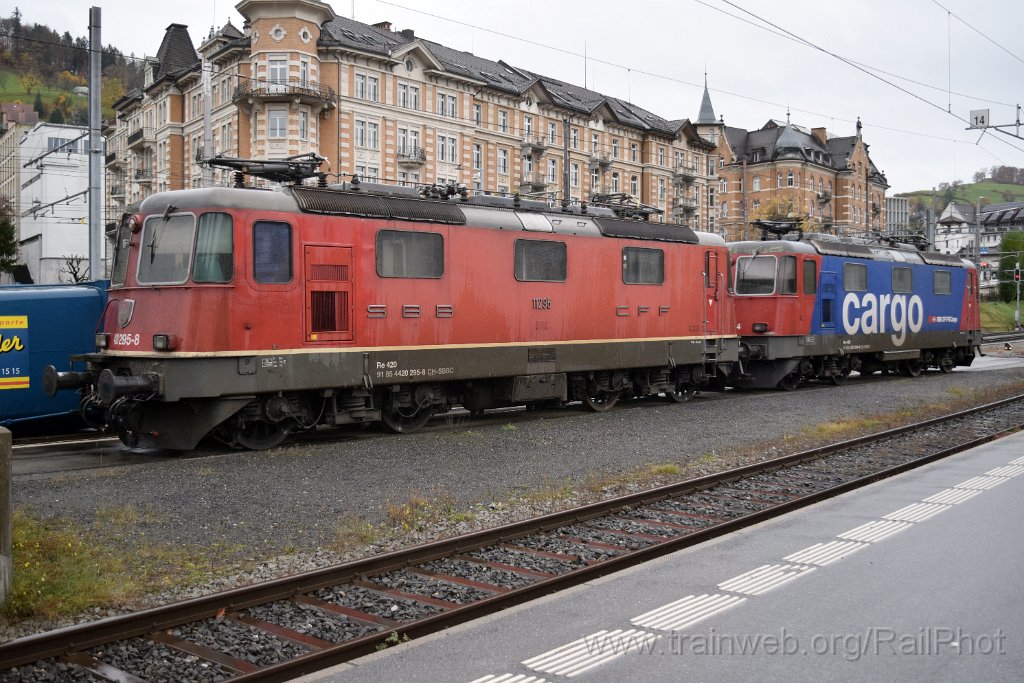 10103-0044-021125.jpg - SBB-CFF Re 4/4" 11295 + Re 420.344-4 / St.Gallen HB 2.11.2025