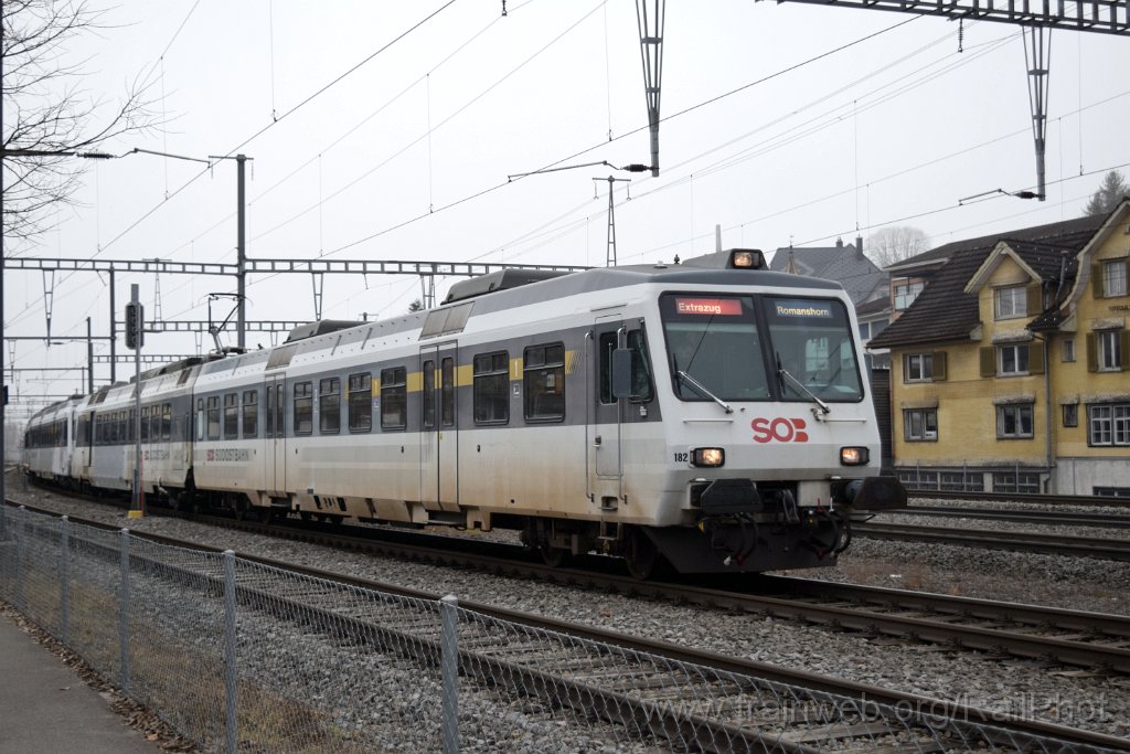 10147-0019-141225.jpg - SOB ABt 182 + RBDe 561.082-9 + ABt 181 + SOB RBDe 561.084-5 + ABt 183 + RBDe 561.083-7 "Richterswil-Samstagern" / Wattwil 14.12.2025