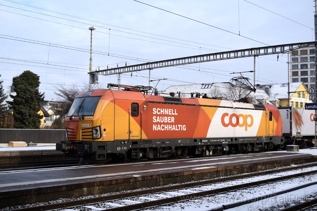 10164-0022-060126.jpg - RailCare Rem 476.457-7 "Aargau" / Lenzburg 6.1.2026