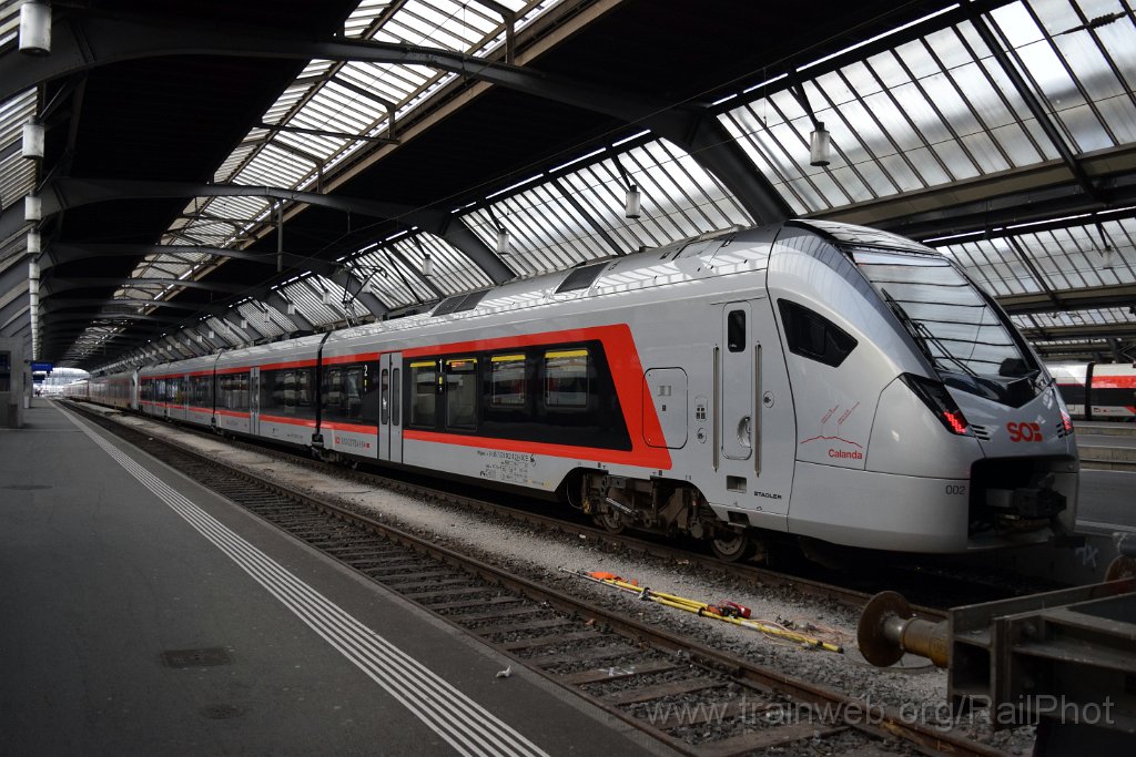 10180-0031-020226.jpg - SOB RABe 526.002-1 ''Calanda'' / Zürich HB 2.2.2026