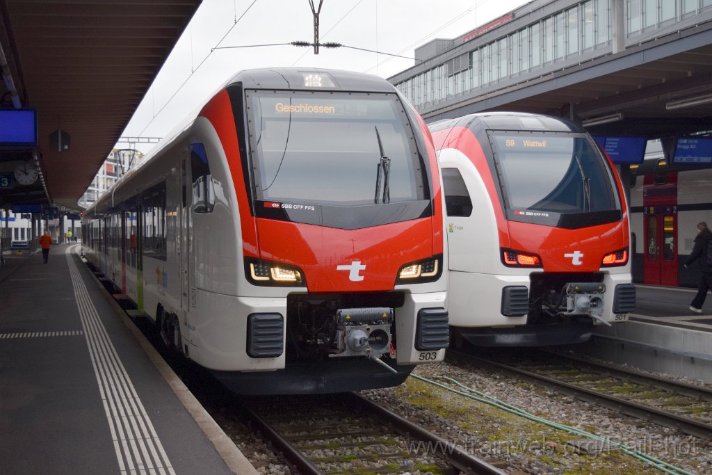 10194-0028-090226.jpg - Thurbo RABe 533.503 + RABe 533.501 ''Thurgau'' / Wil 9.2.2026