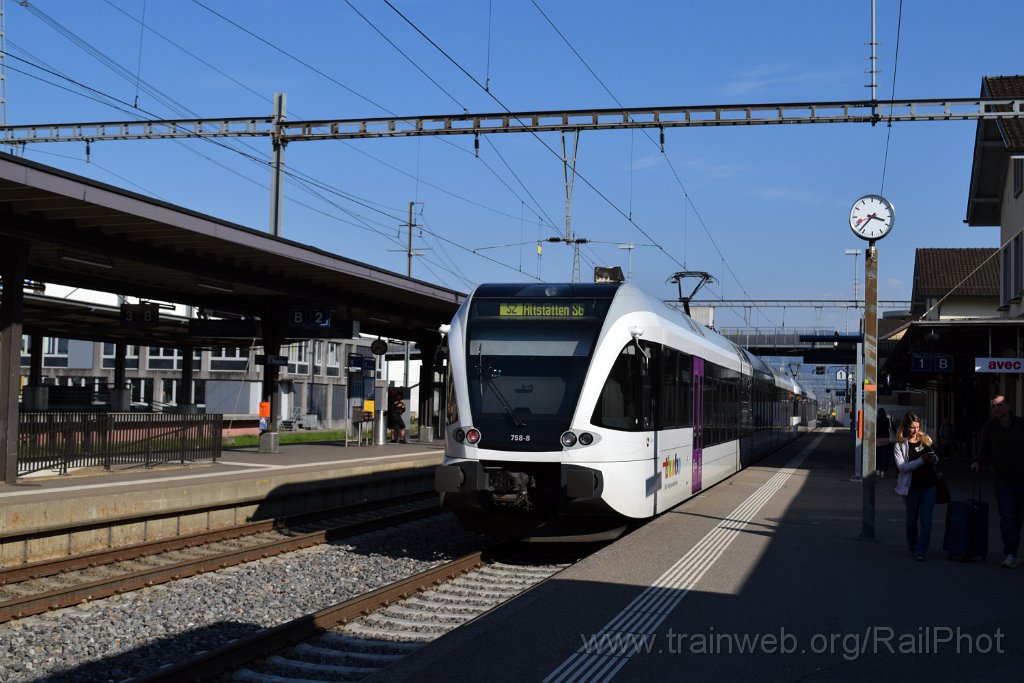 10249-0031-200326.jpg - Thurbo RABe 526.758-8 "Sargans" / St.Margrethen 20.3.2026